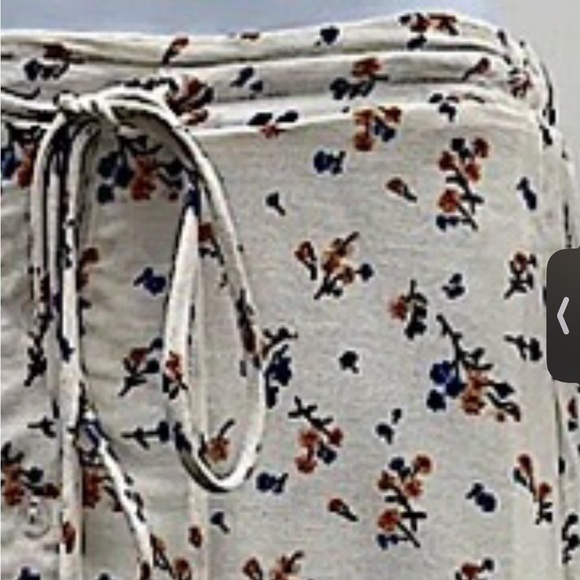 🔥AMERICAN EAGLE skirt 💞 - Picture 3 of 3